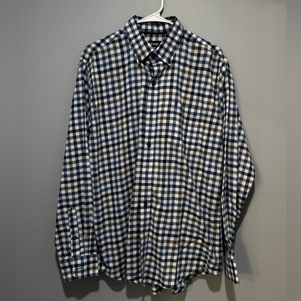 Izod Men’s Plaid Button Down Shirt